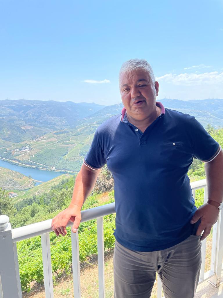 8d2d6901-fe56-4b61-b4fd-2a85d9d935ce